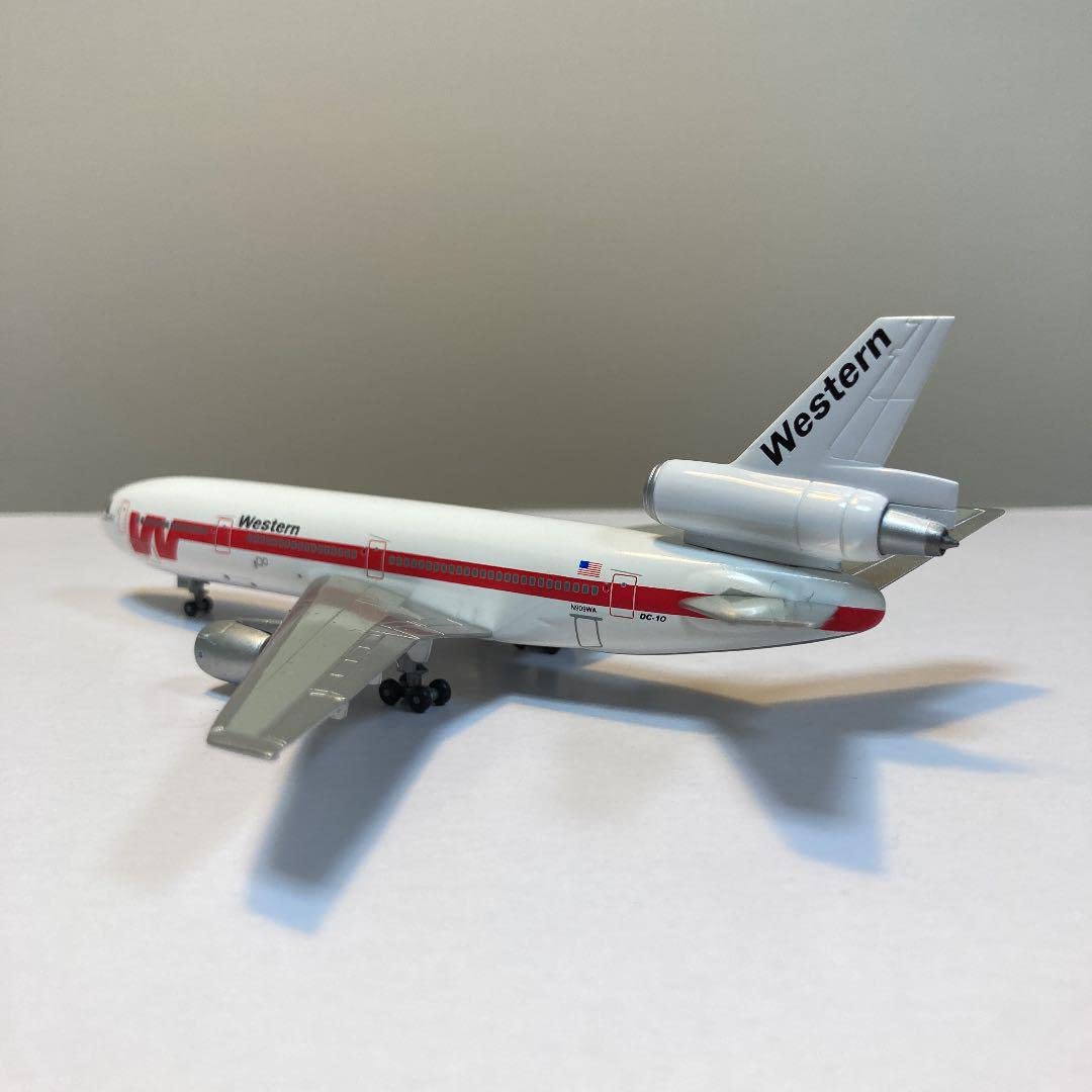 Amazon.co.jp: Western Airlines DC-10 1:400 : Hobbies